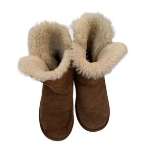 UGG Chestnut Bailey Button Boots